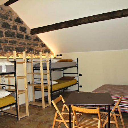 Agora Hostel カターニア エクステリア 写真